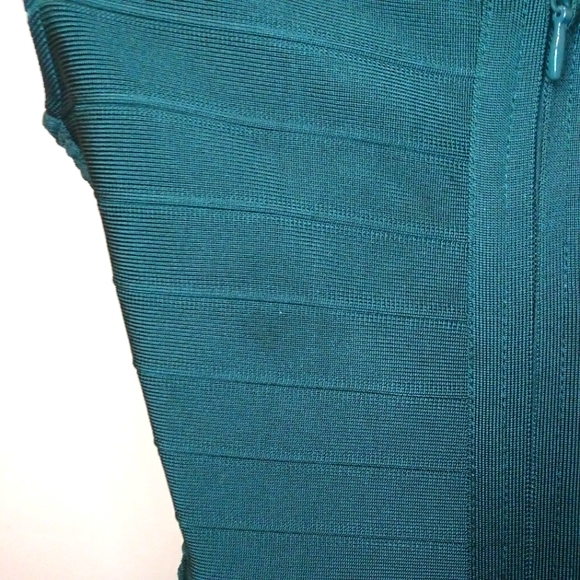 AKIRA Sexy Body-Con Dark Green Halter Necked, Off Shoulder Bandage Dress - Picture 10 of 14